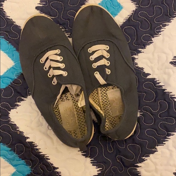 WestLoop Sneakers - Picture 1 of 1